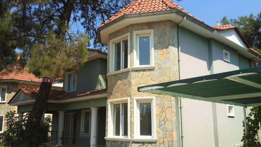 Villa yan formu/(Konyaaltı Mondial kompleksi Satılık Villalar)