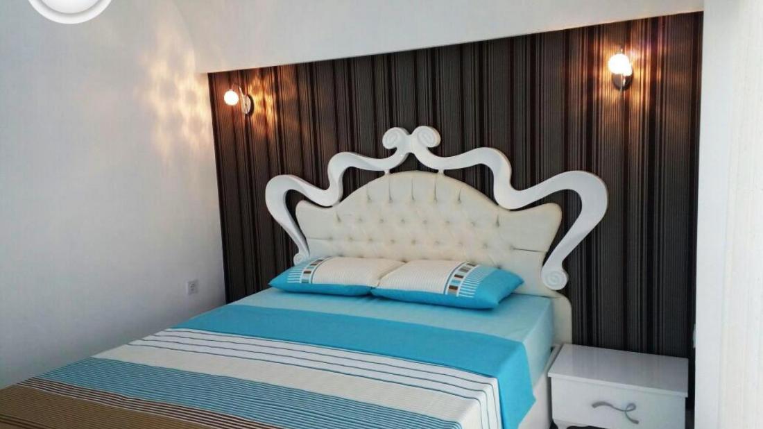 غرفة النوم /(شقة بالقرب من البحر في تركيا انطاليا كونيالتي ليمان...)
