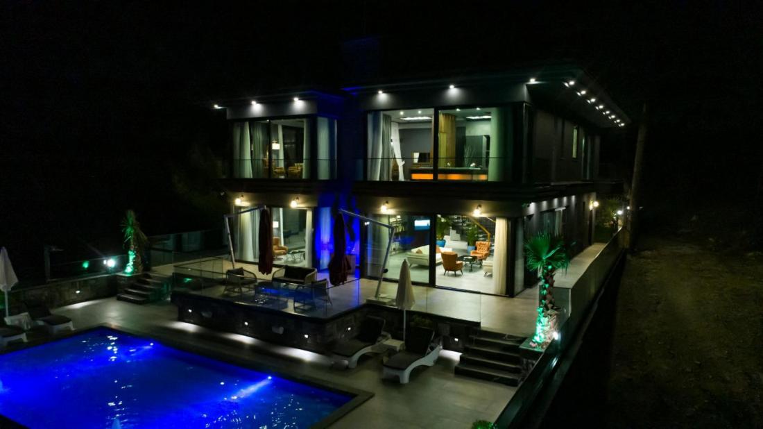Very luxury villa for sale in Antalya-Kash