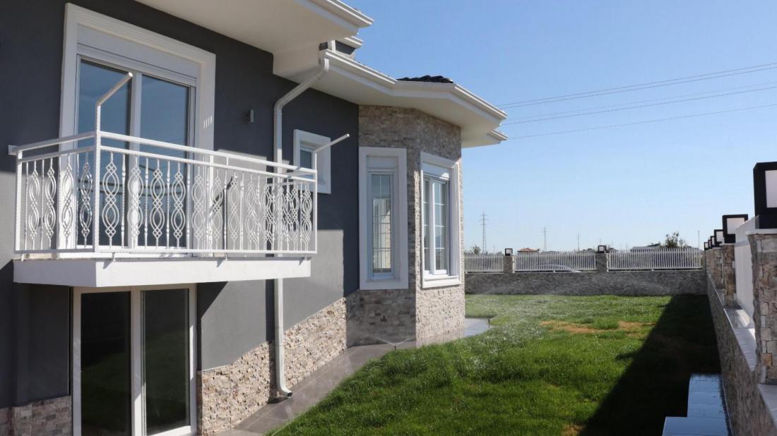 Private villa for sale in Antalya - Döşemealti