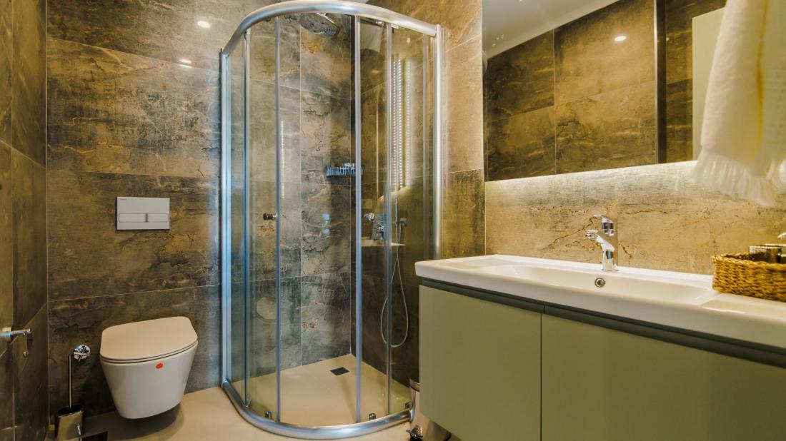 OXOPIA RESIDENCE kompleksi içinde deniz kenarında satılık lüks daireler