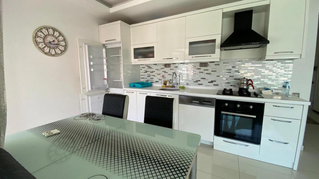 Two-room apartment and salon for rent in Antalya 