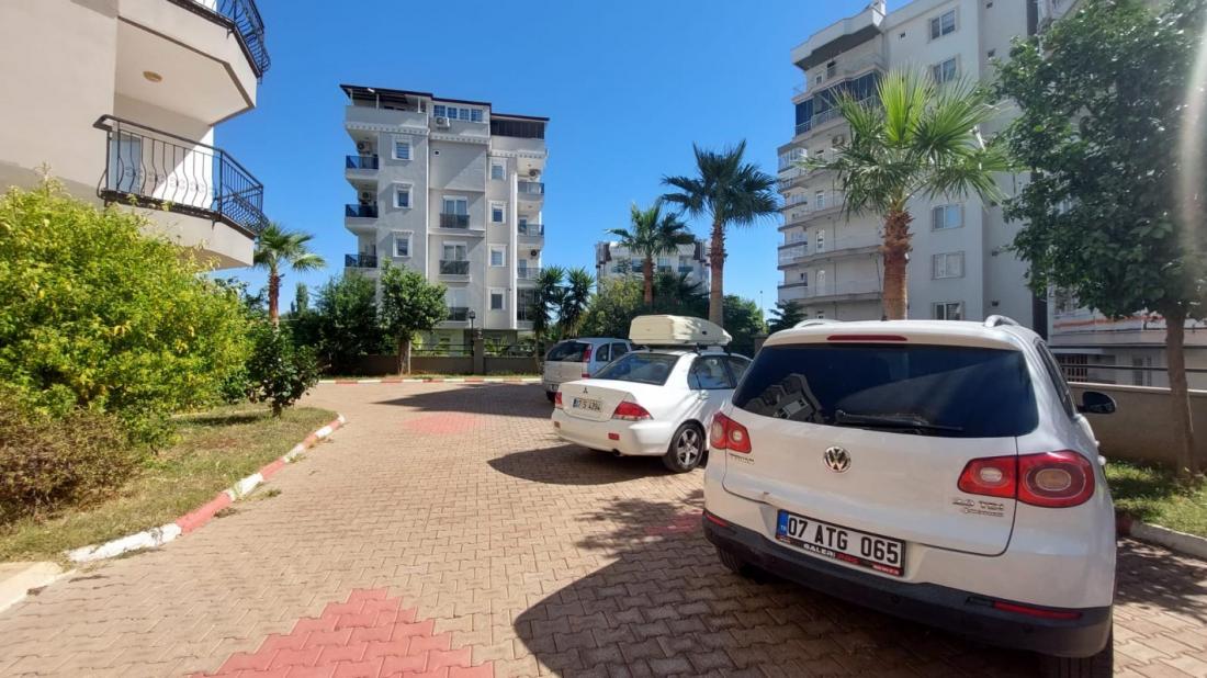 Large-area apartment for sale in Konyaalti Antalya