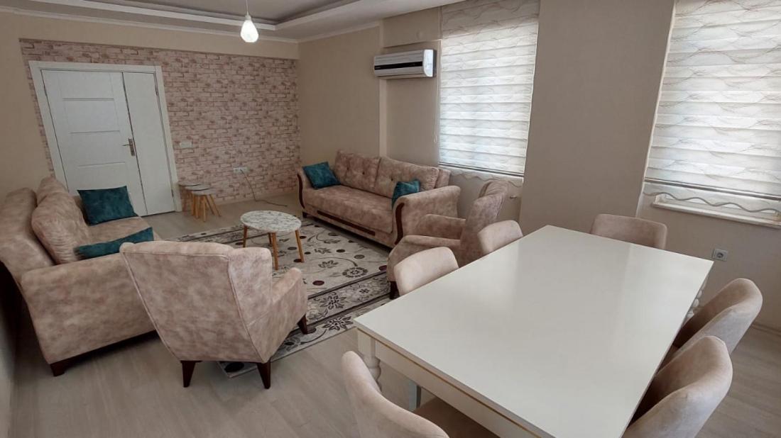 Three-bedroom furnished apartment for sale in Liman Konyaalti