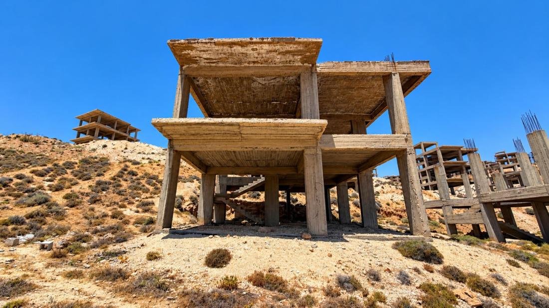 Current condition of a two-story villa in Island D at Sheikh Zayed Villas Complex, Rural Damascus